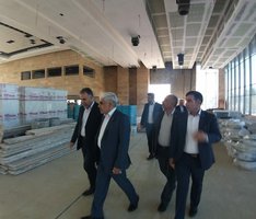 بازدید معاون وزیر راه و مدیرعامل شرکت فرودگاههای ناوبری هوایی ایران از ترمینال در دست احداث فرودگاه ایلام