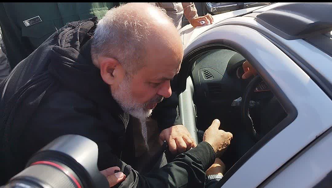 بازدید وزیر کشور از پارکینگ بزرگ اربعین مهران و گفتگو با زوار