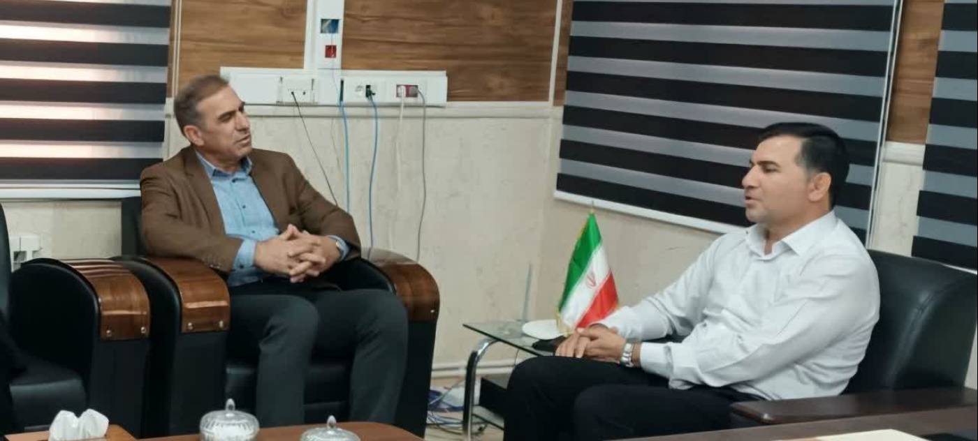 دیدار مدیرکل دامپزشکی استان ایلام با فرماندار هلیلان/تاکید بر نقش دامپزشکی در حفظ سلامت جامعه..
