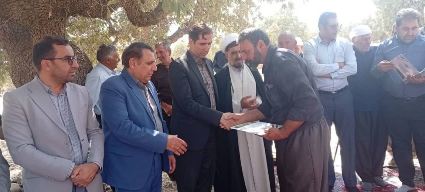 فرماندار سیروان: عشایر، میراث‌داران فرهنگ ایثار و سنگربانان مرز و تولید هستند