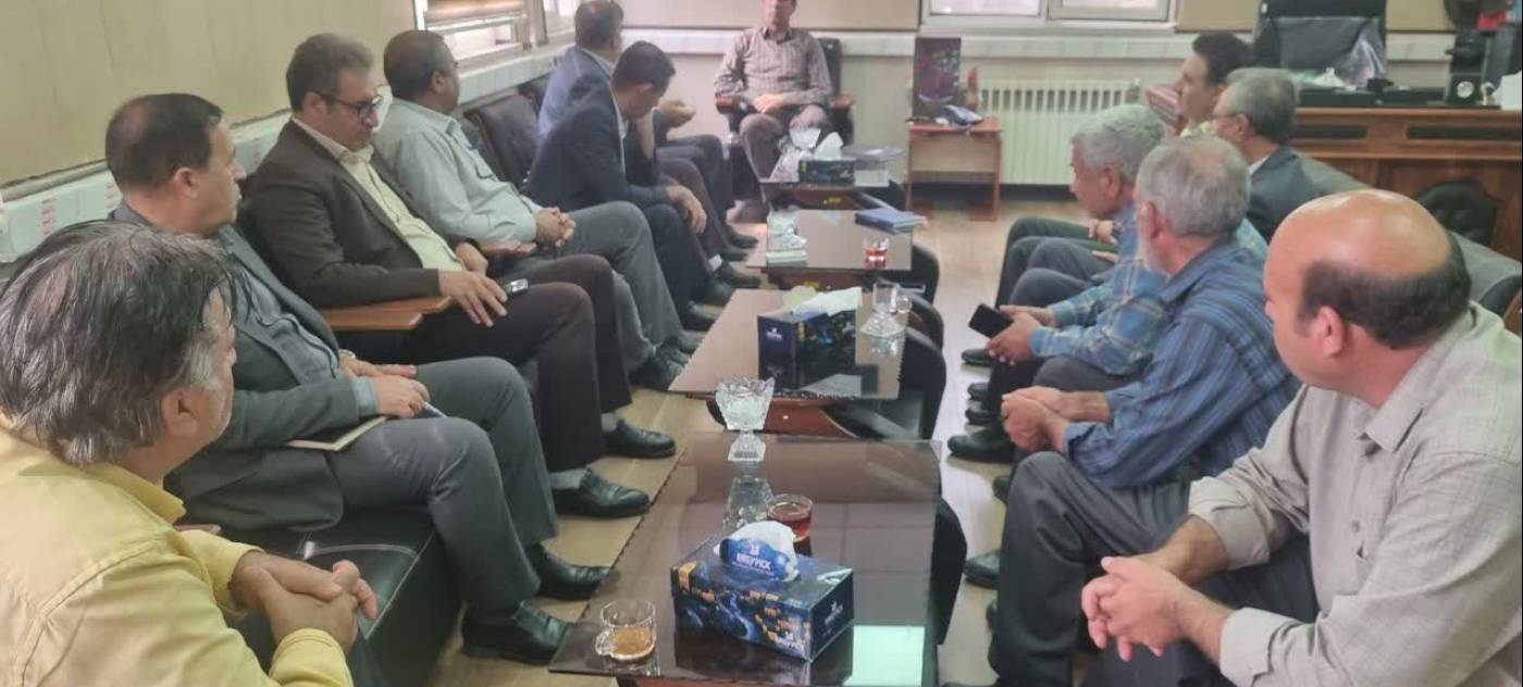 با حضور فرماندار سیروان؛ پرونده ۲۵ ساله اراضی کشاورزی اسلامیه به مرحله تعیین تکلیف رسید