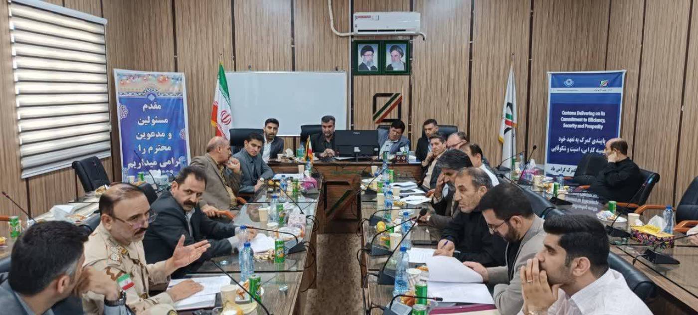  جانمایی هدفمند برای ساماندهی دست‌فروشان در مرز مهران آغاز شد