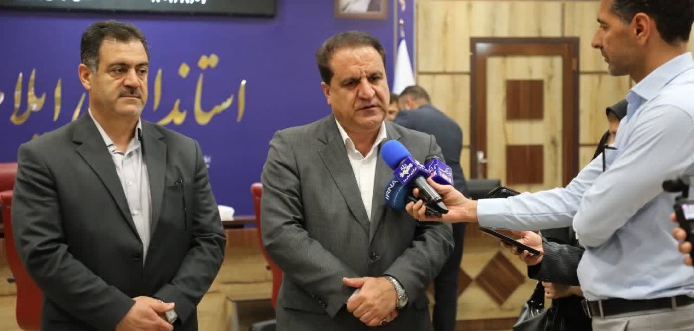 پیگیری ۵۶ درخواست مردمی در ملاقات عمومی استاندار ایلام