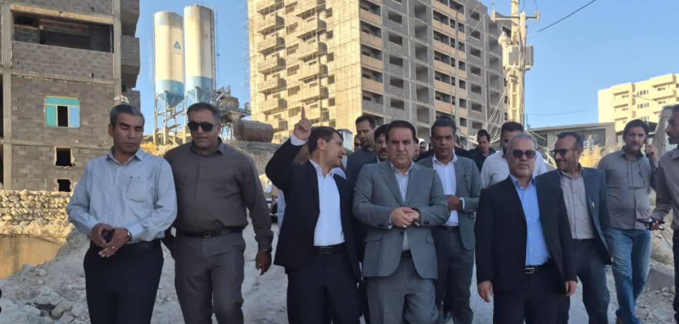 مشکل تأمین آب شرب مجتمع ۹۰ واحدی تپه ماهور برطرف شد