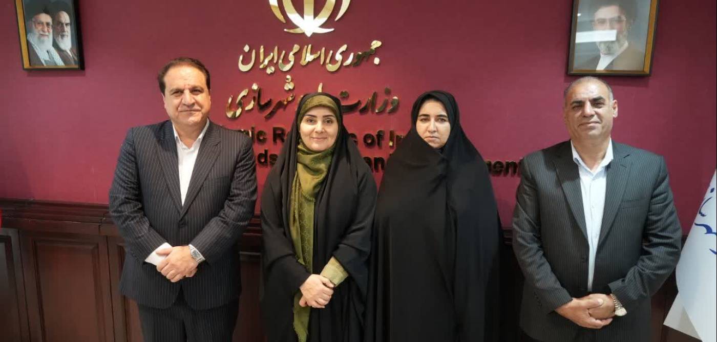 دیدار استاندار ایلام و نمایندگان استان در مجلس شورای اسلامی با وزیر راه و شهرسازی