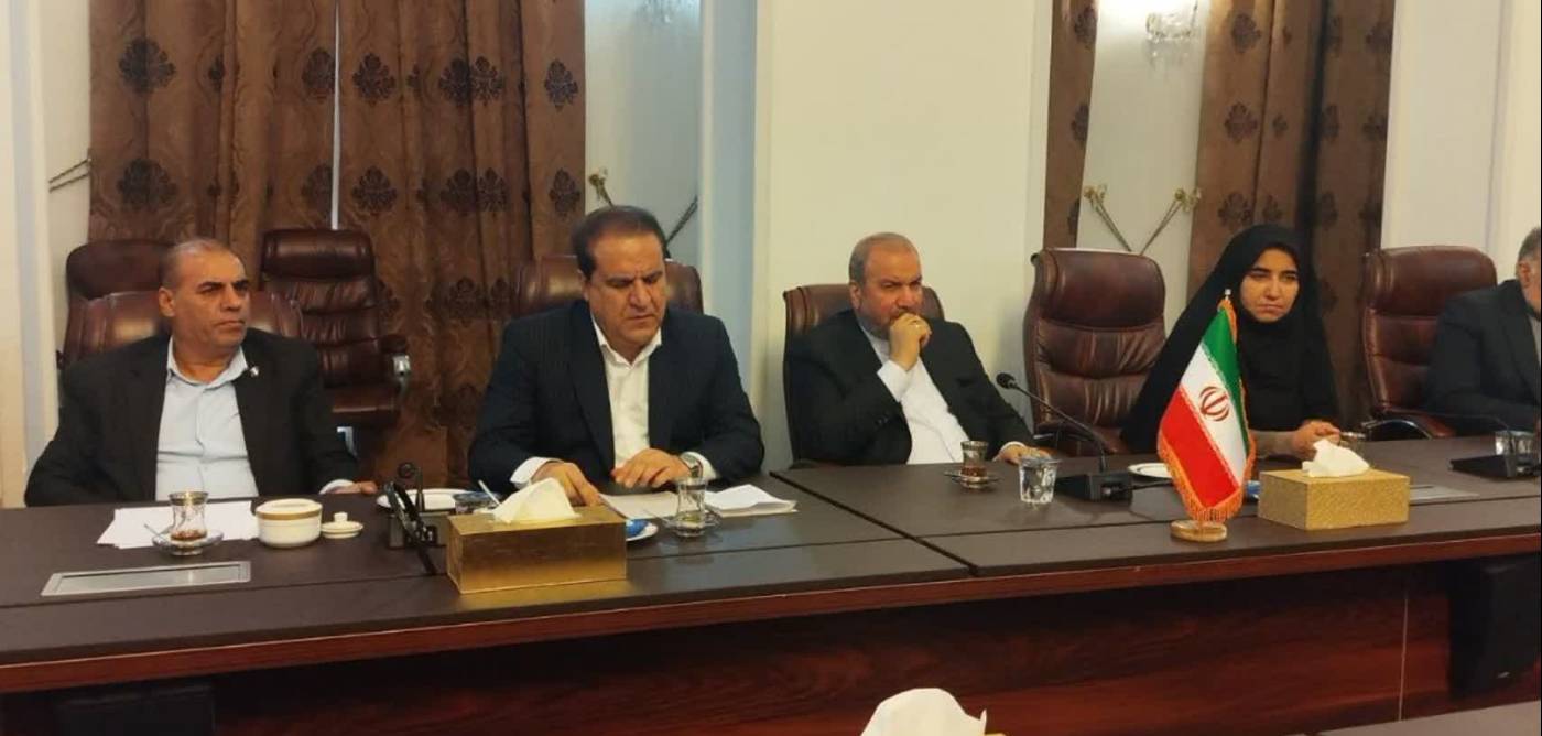  سفر استاندار ایلام به کشور عراق و تداوم دیپلماسی موفق مرزی در شرایط جنگی در دیدار با رئیس سازمان گذرگاه‌های مرزی عراق، استانداران میسان و دیاله و سفیر ایران در بغداد 