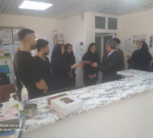 تجلیل از پرستاران همزمان با سالروز ولادت حضرت زینب(س) در ایوان