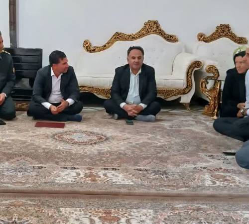 دیدار فرماندار هلیلان با خانواده شهید عباس ندری