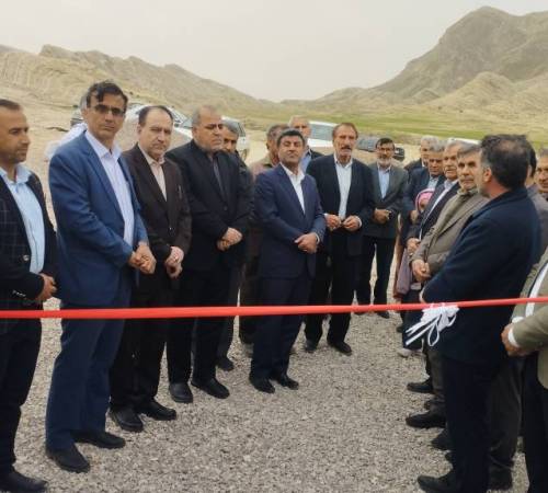 ۸ پروژه با هزینه ۱۷۸ میلیارد و ۳۰۰ میلیون تومان  در دهلران بهره برداری و کلنگ زنی شد