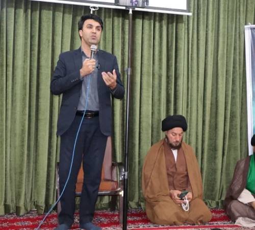 فرماندار ملکشاهی در جمع بزرگان و معتمدین شهرستان  نقش بزرگان در کاهش نزاع‌ها، طلاق، خودکشی و آسیب‌های اجتماعی انکارناپذیر است